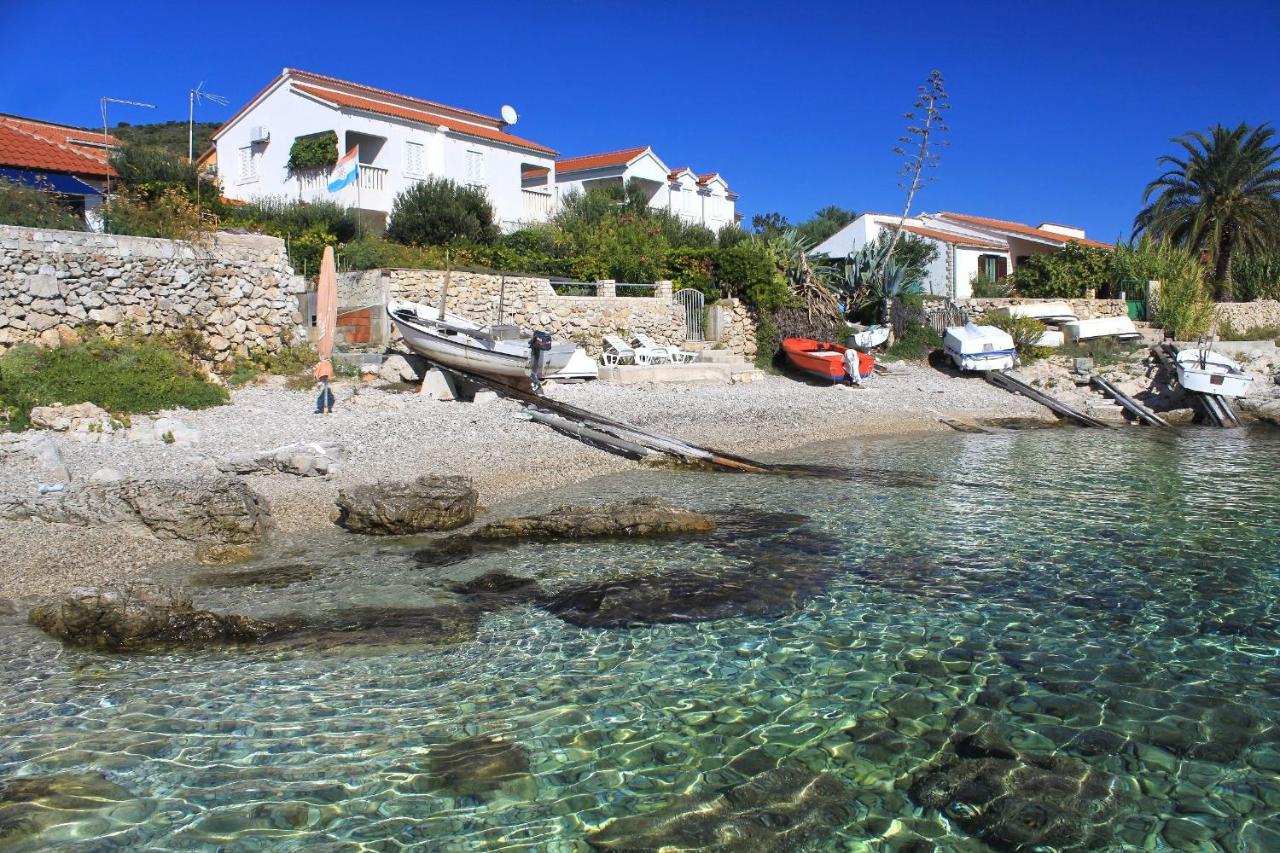 Apartments By The Sea Milna, Vis - 8896 Dış mekan fotoğraf
